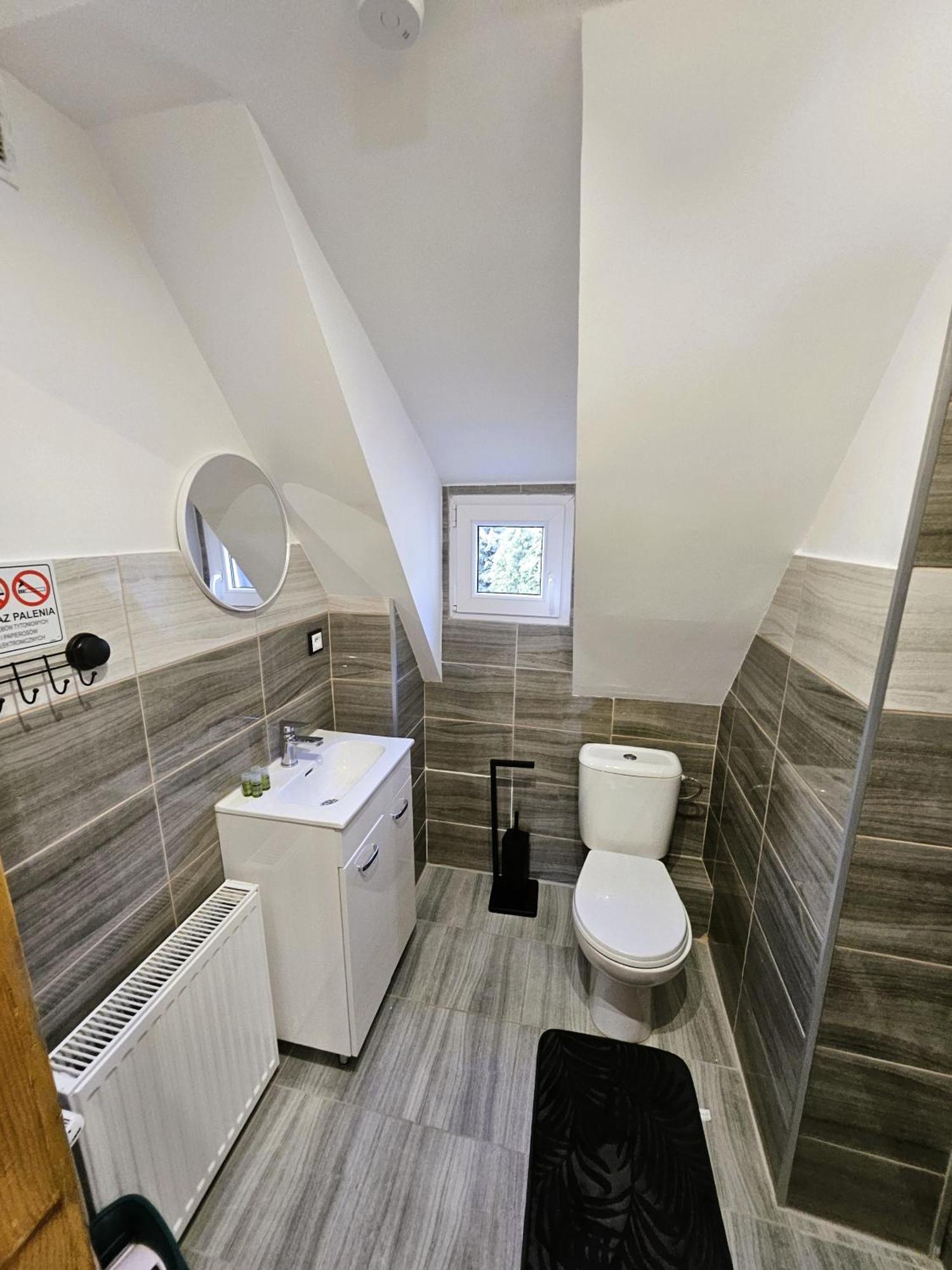 Family Rooms Zabrze Exterior photo