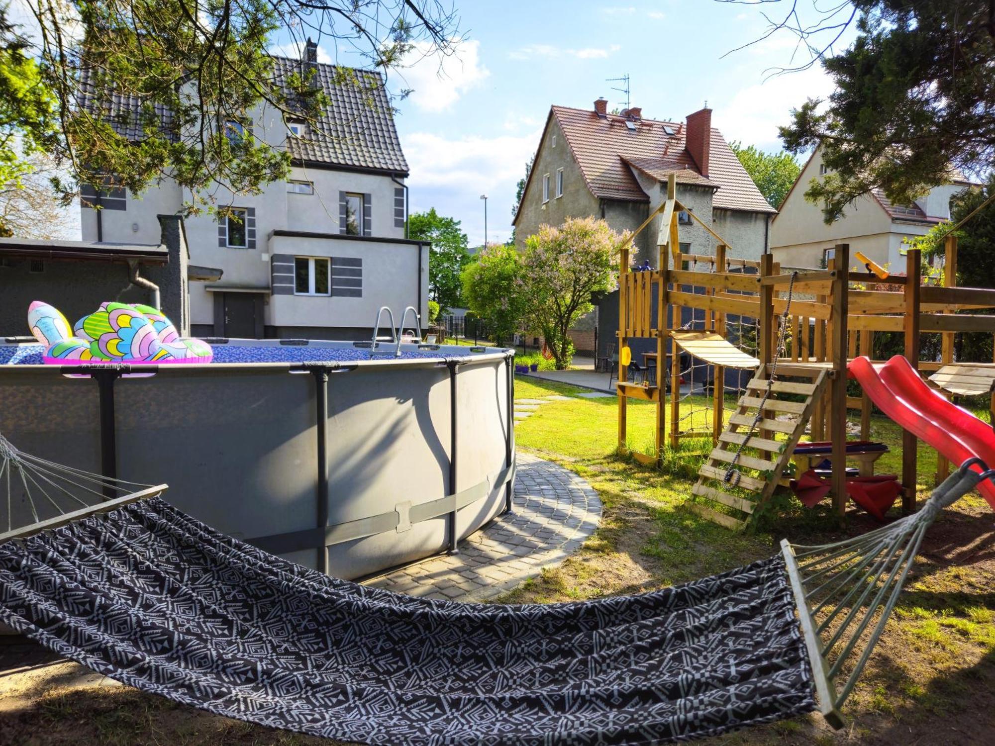 Family Rooms Zabrze Exterior photo
