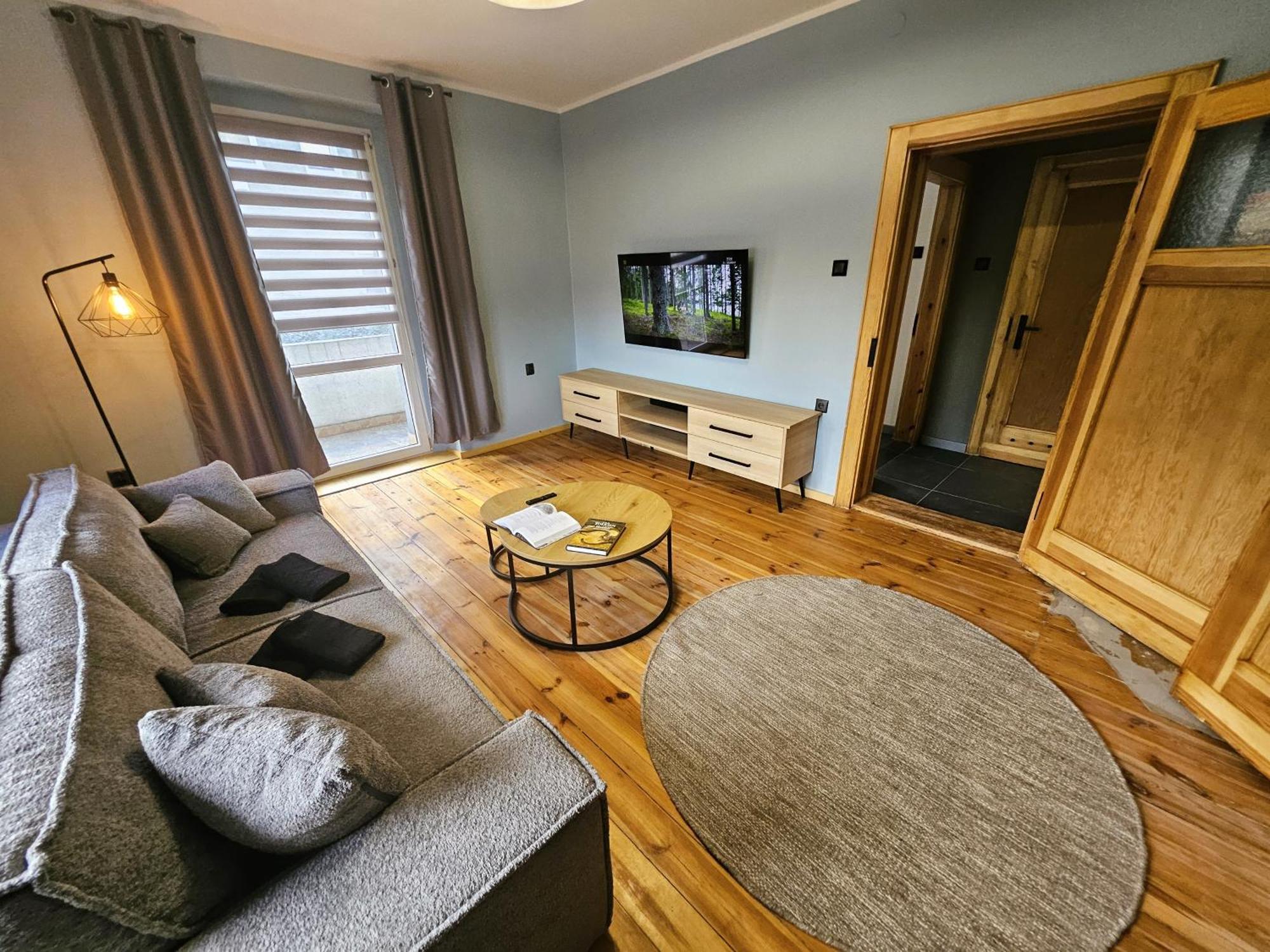 Family Rooms Zabrze Exterior photo